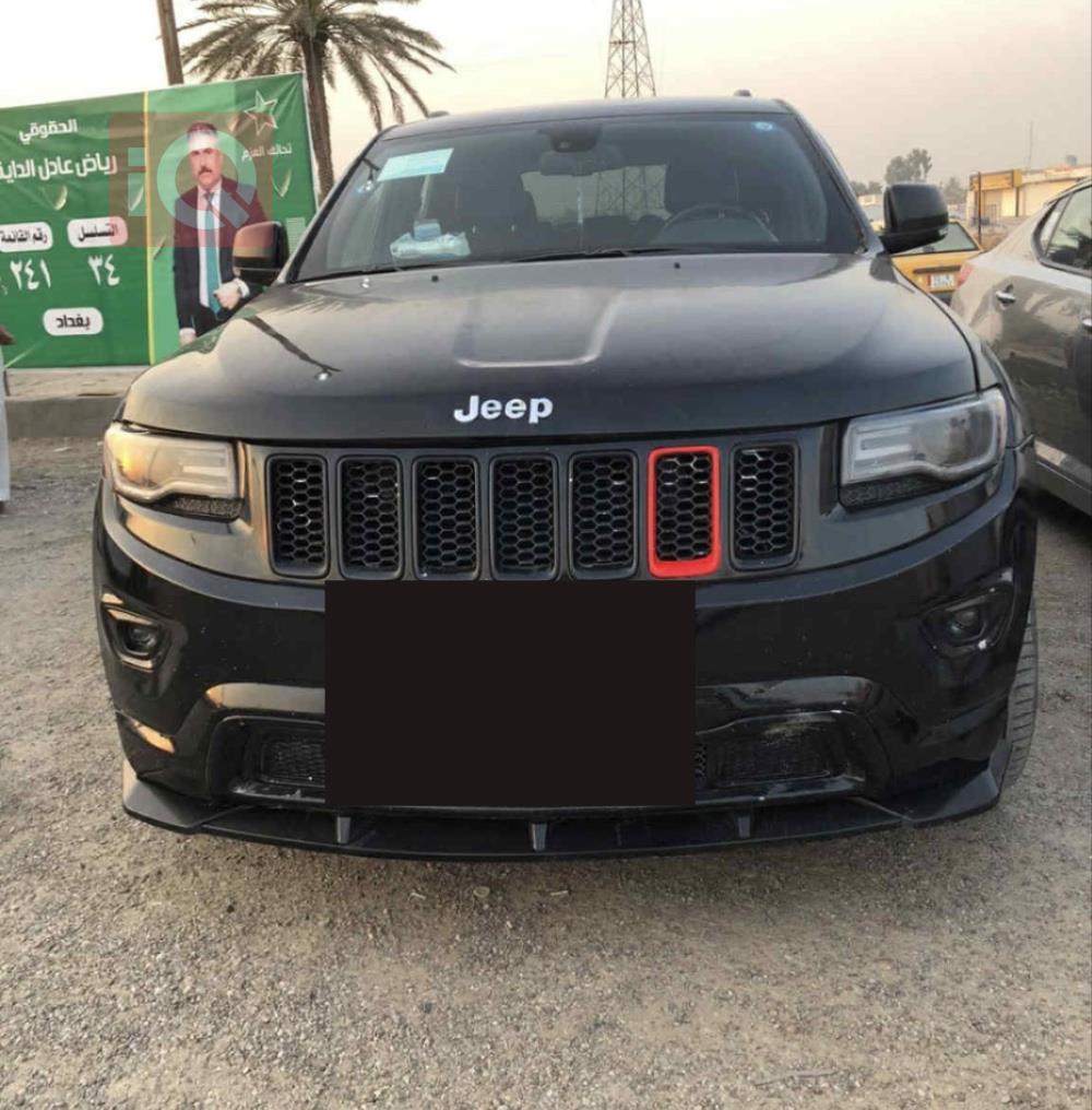 جیپ گراند شیرۆکی